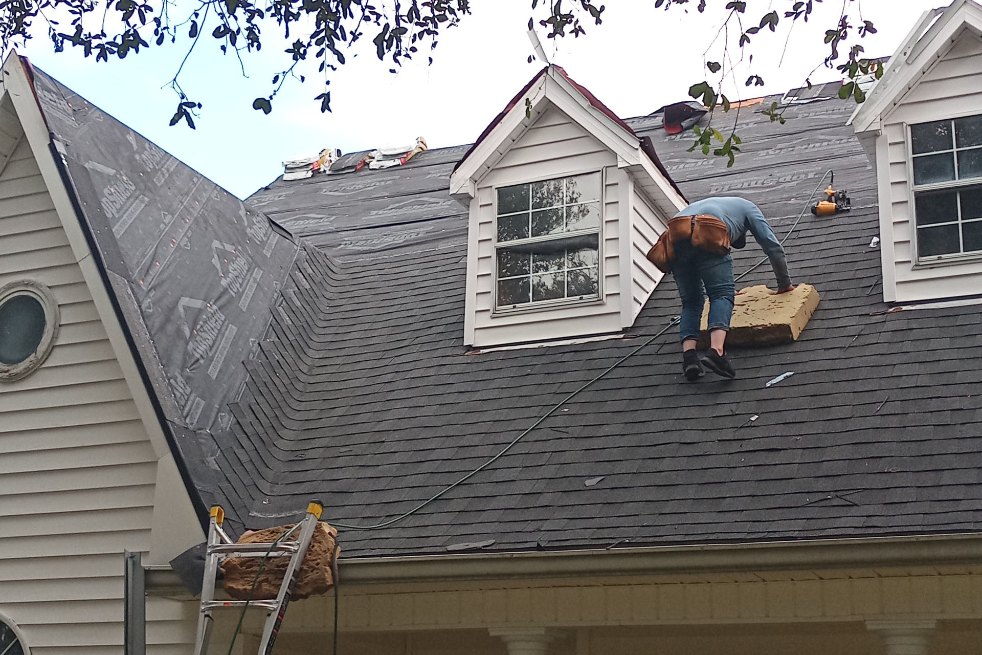 Gomez Roofing project